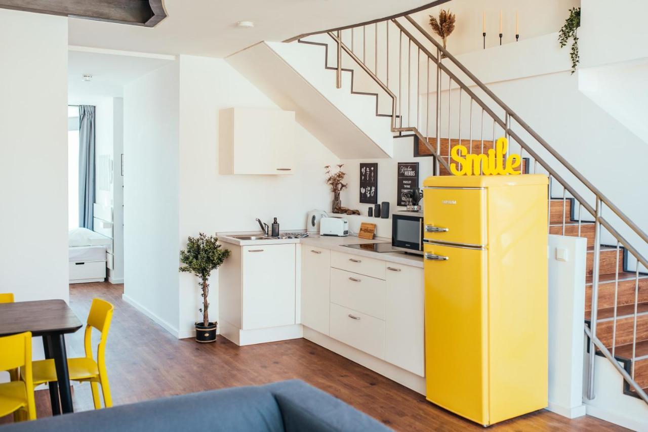 Fantastic Loft With Balcony Berlin Exterior photo